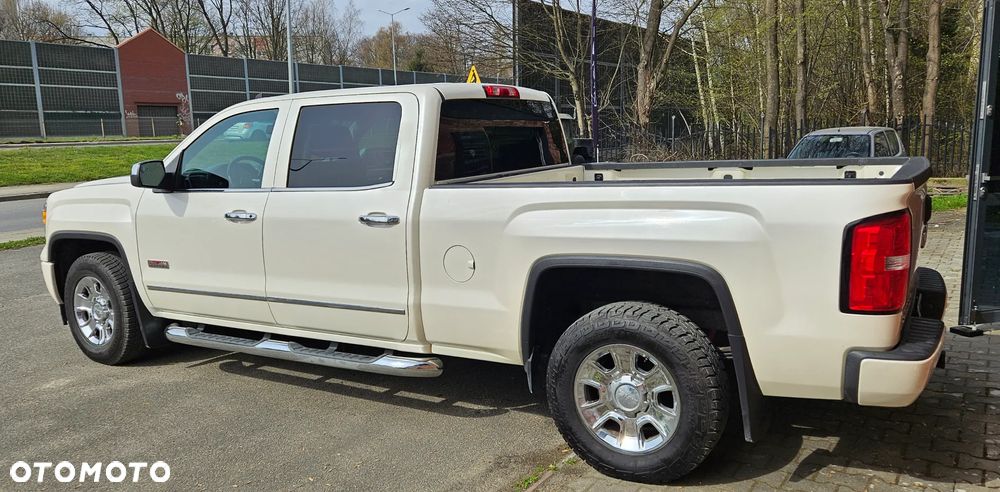GMC Sierra - 17
