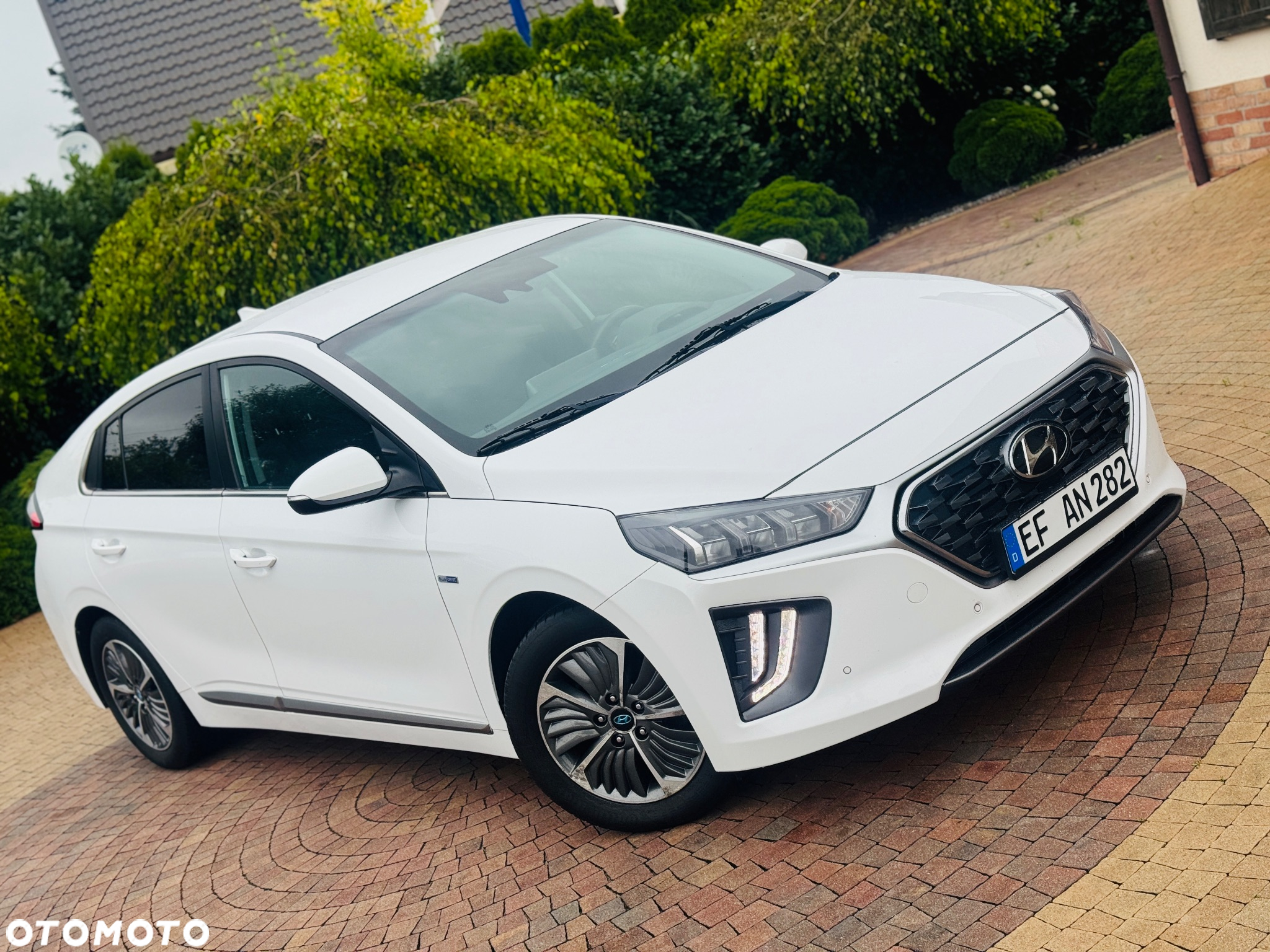 Hyundai IONIQ Plug-in-Hybrid 1.6 GDI Premium - 31