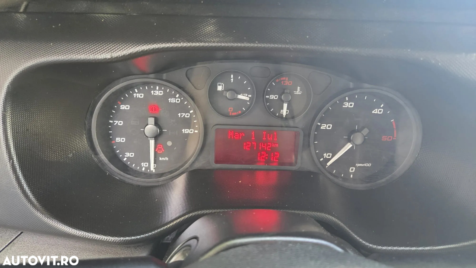 Iveco Daily 35-140 cabina 6 locuri, bena basculabila, import, posibilitate leasing - 7