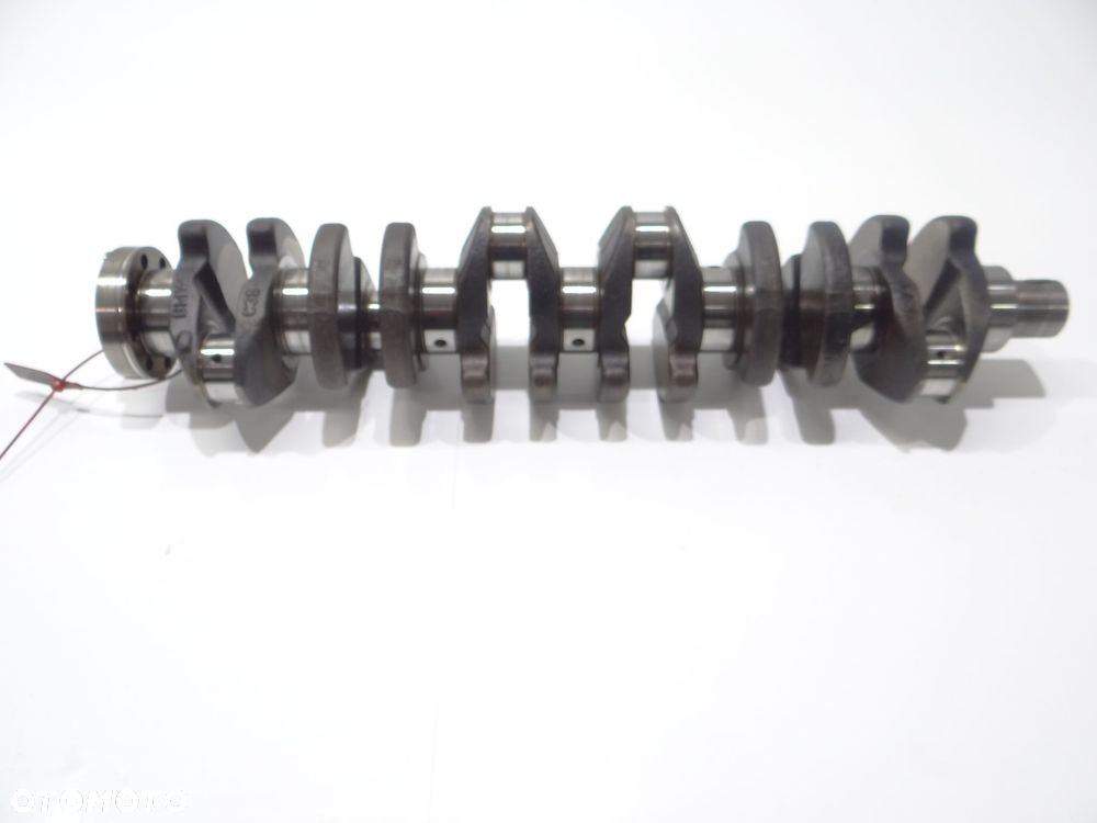 WAŁ KORBOWY BMW E60 3.0 D OE 7792330 - 1