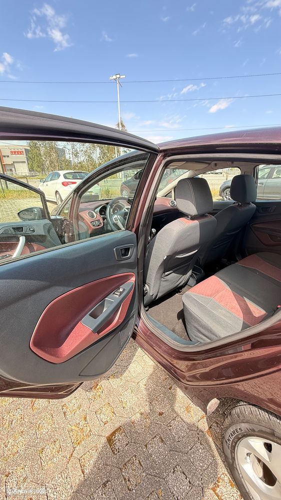 Ford Fiesta 1.4 TDCI Titanium - 17