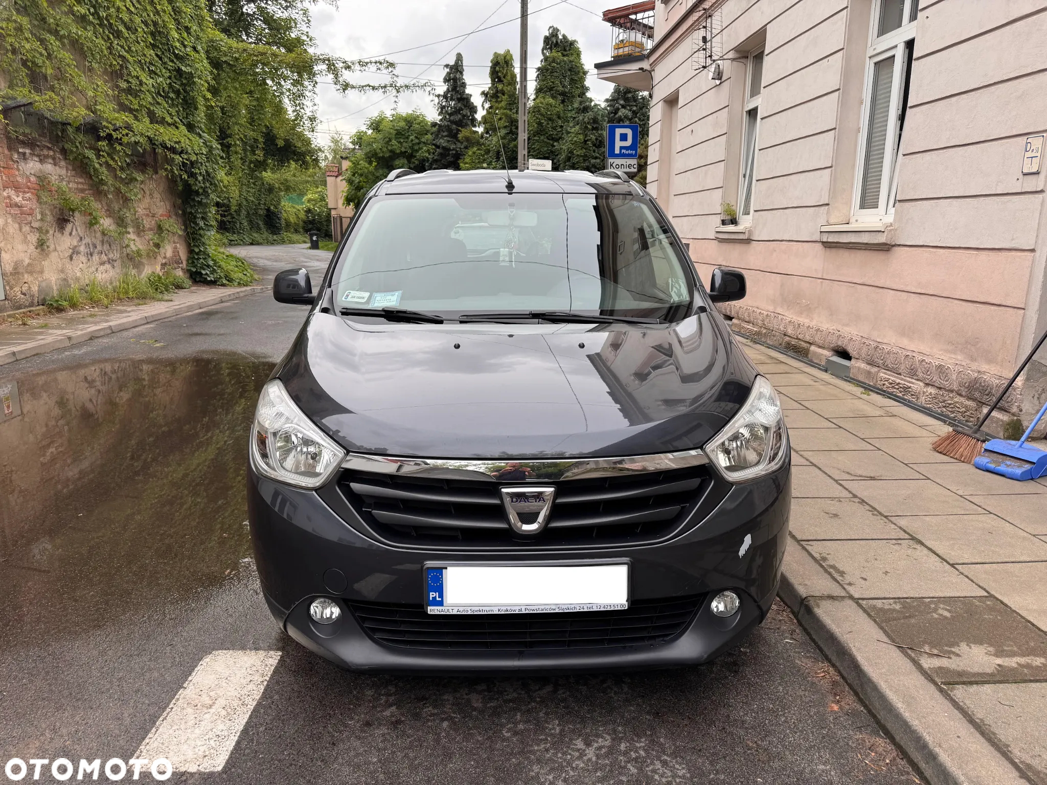 Dacia Lodgy 1.6 SCe Laureate S&S - 6