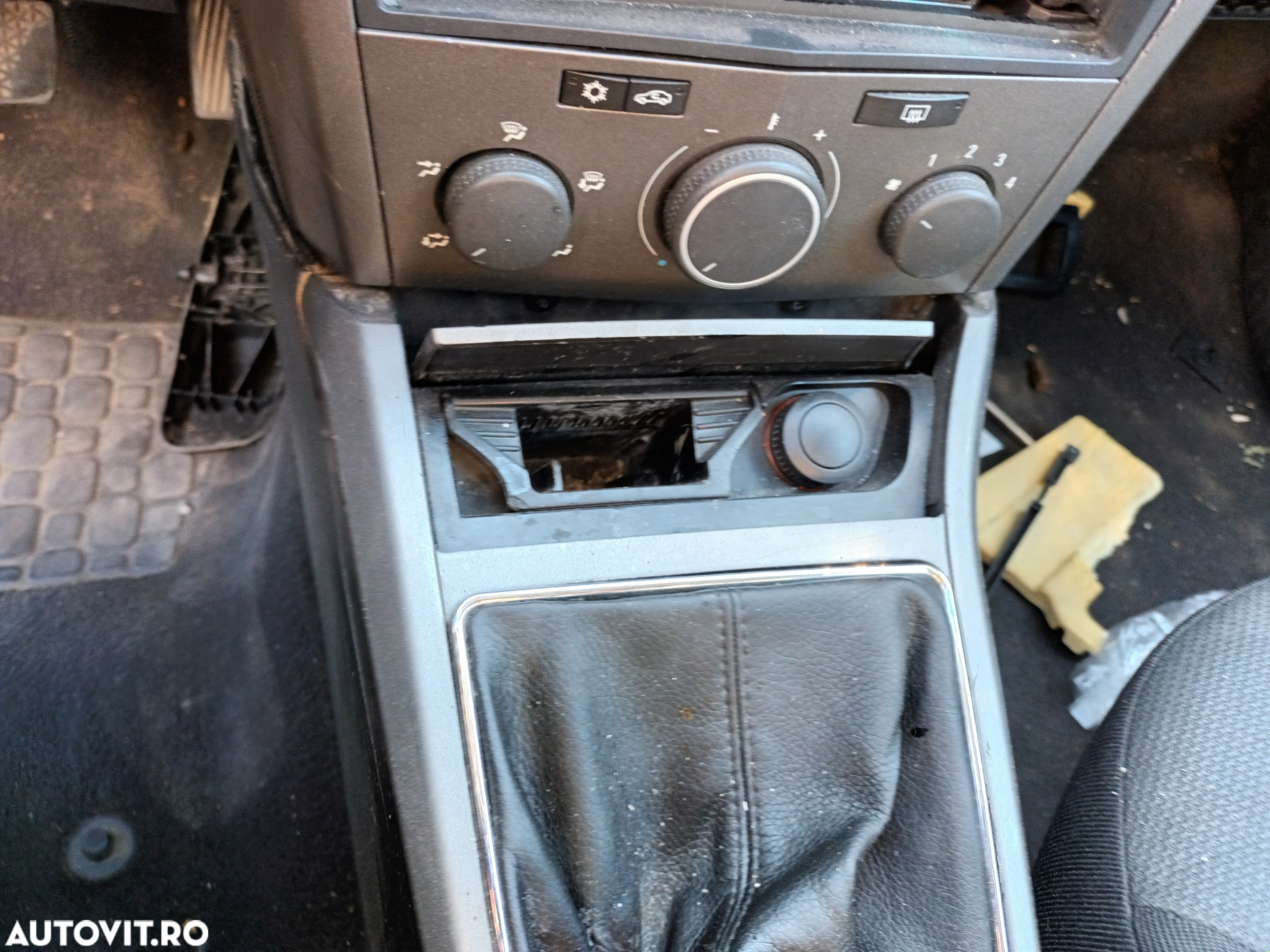 Dezmembrari  Opel ASTRA H  2004  > 2012 1.9 CDTI Motorina - 41