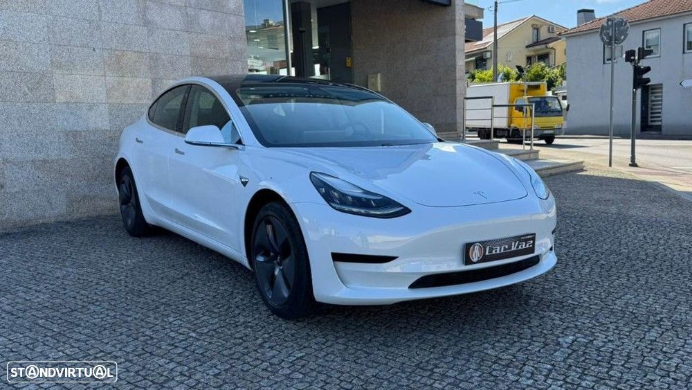 Tesla Model 3 Standard Range Plus RWD - 3
