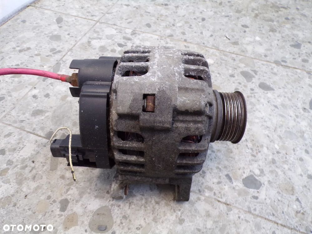 ALTERNATOR RENAULT DACIA 1.5 DCI 8200810621C - 1