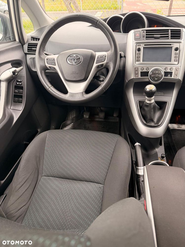 Toyota Verso - 6