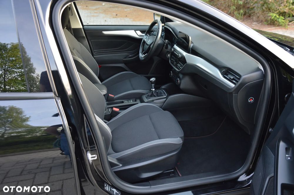 Ford Focus 1.0 EcoBoost Edition - 22