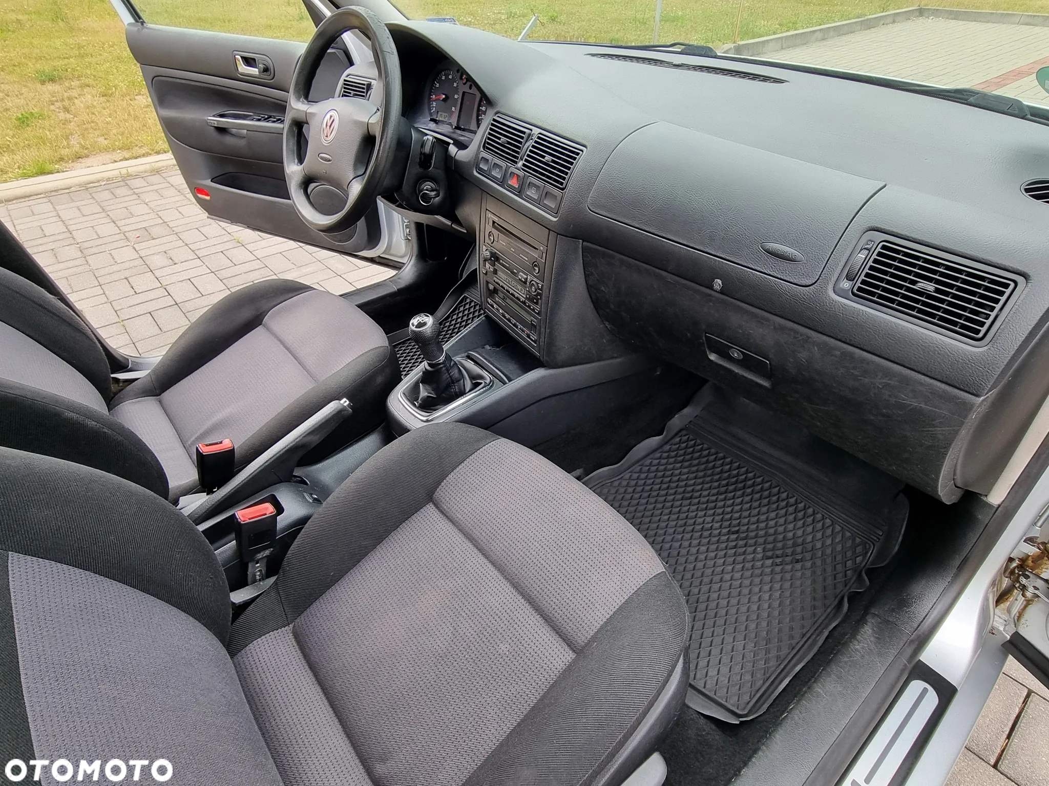Volkswagen Golf IV 1.6 Basis - 18
