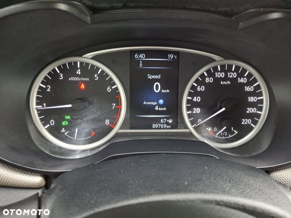 Nissan Micra 1.0 Acenta - 10