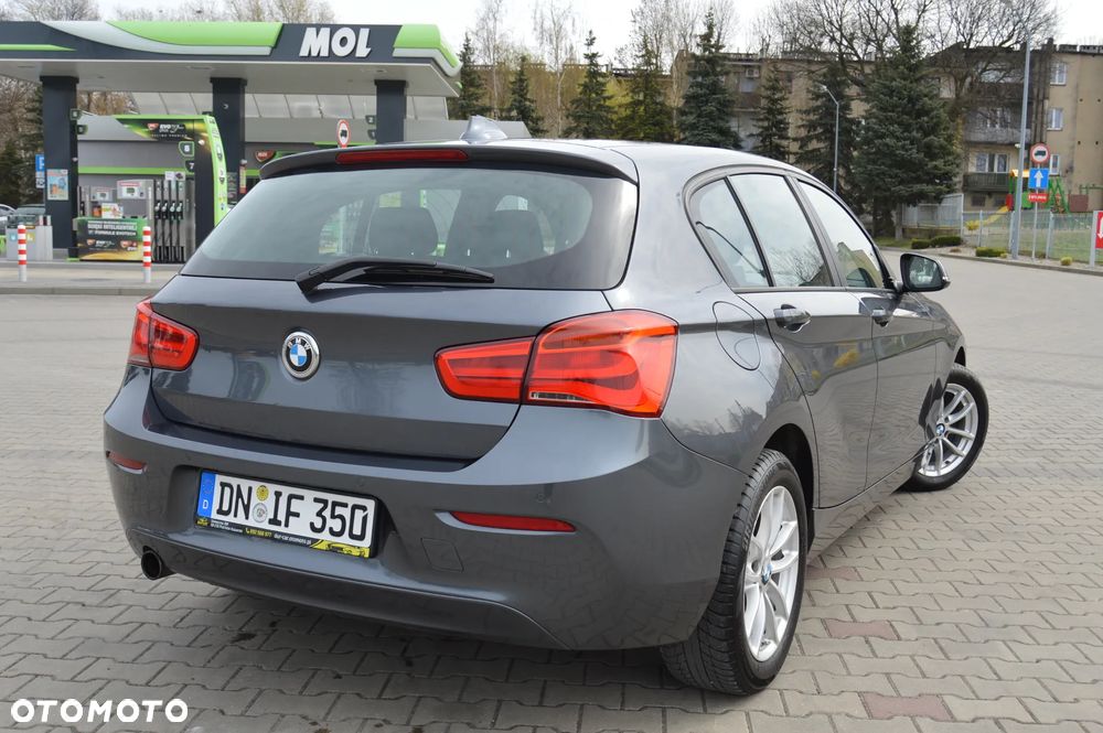 BMW Seria 1 118i Sport Line - 24
