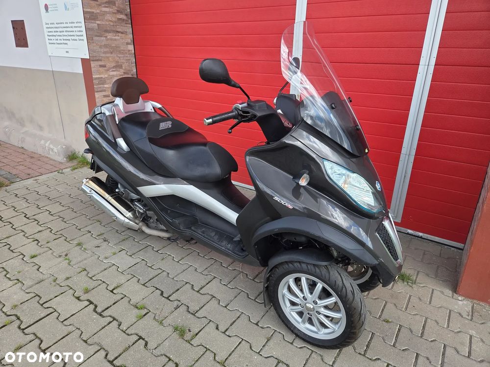 Piaggio MP-3 - 2