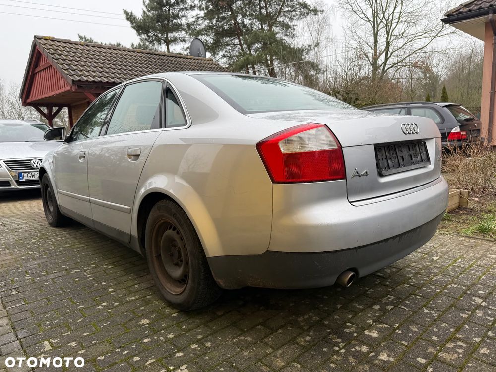 Audi A4 Limousine 2 - 6
