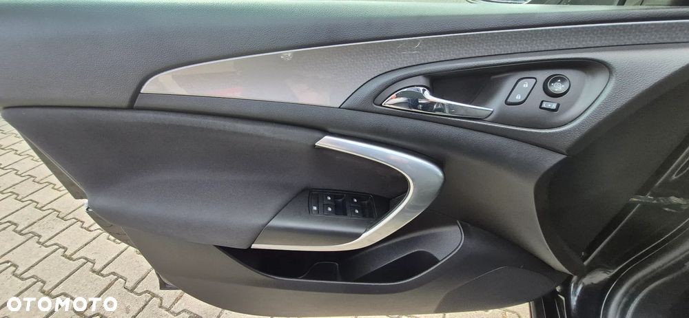 Opel Insignia - 18