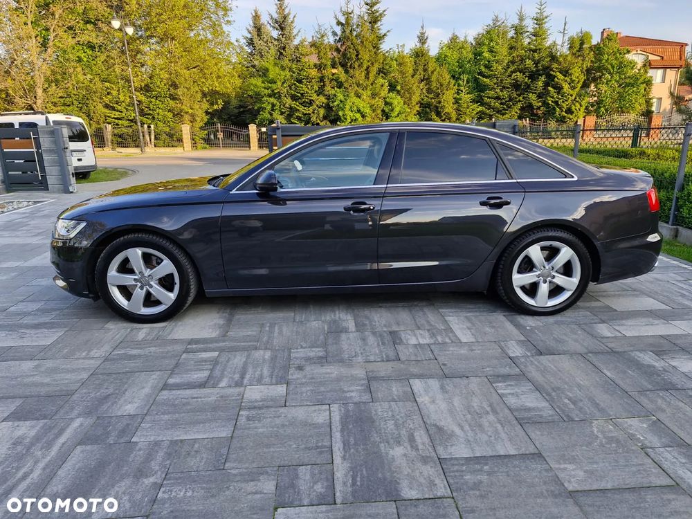 Audi A6 - 4