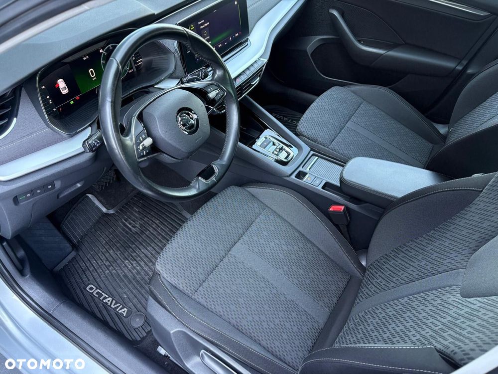 Skoda Octavia 2.0 TSI 4x4 Style DSG - 11