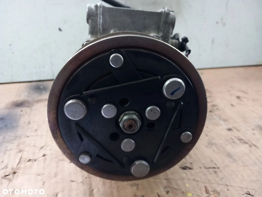 SPRĘŻARKA KLIMATYZACJI RENAULT CLIO IV CAPTUR II 926005450R - 3