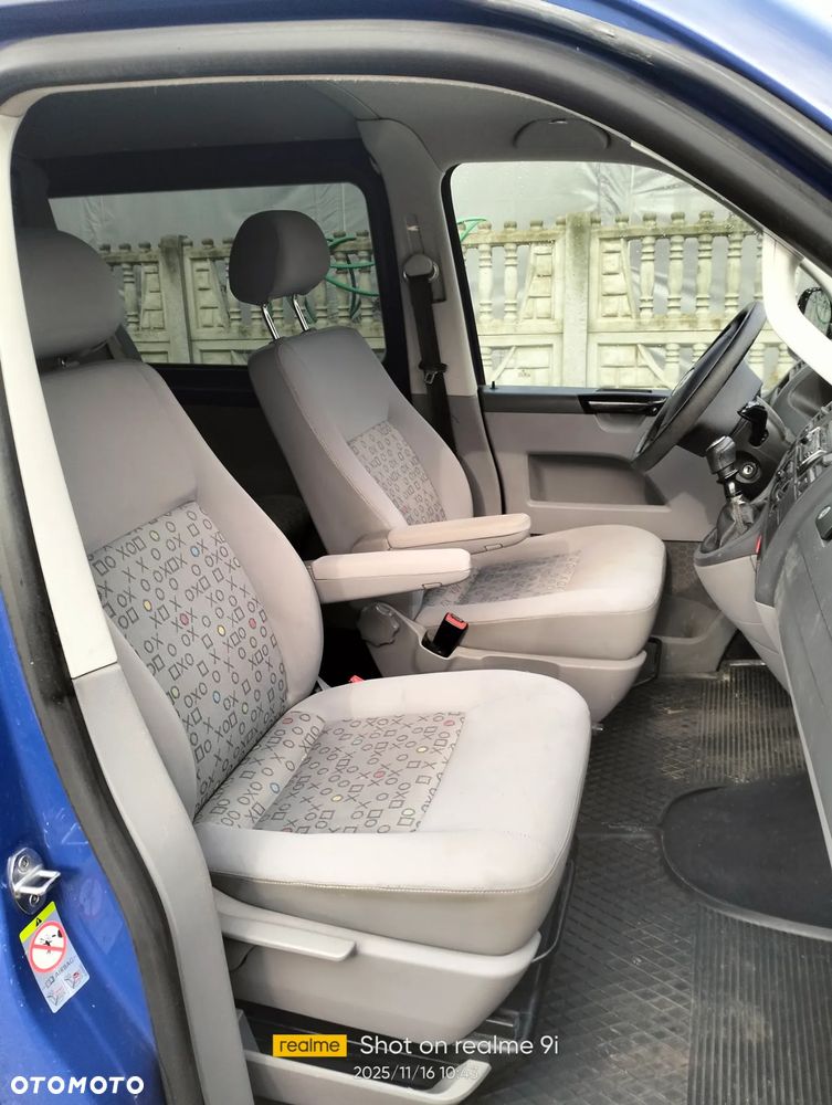 Volkswagen Transporter Long 5osób - 12