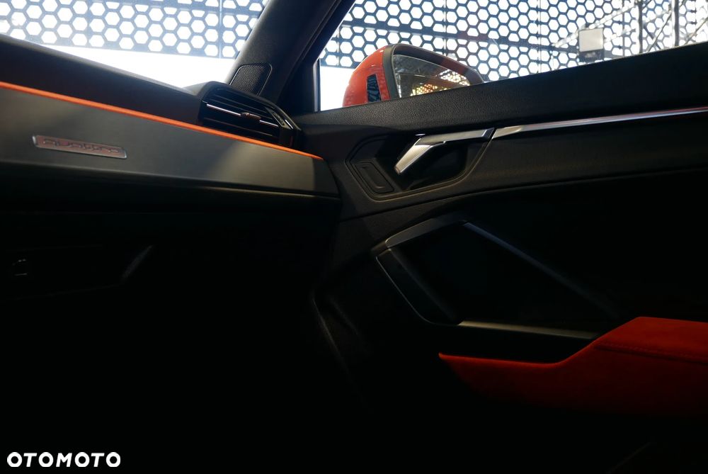 Audi Q3 40 TFSI Quattro S-Line S tronic - 24