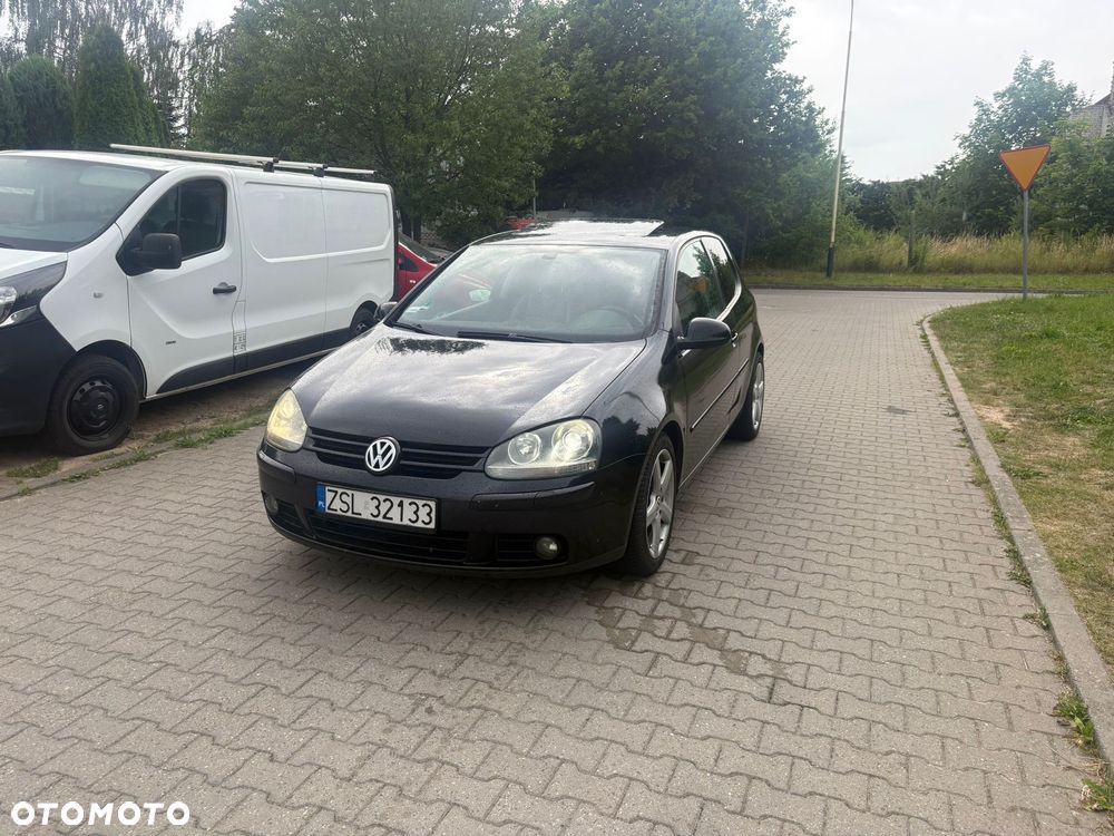 Volkswagen Golf 2.0 FSI Comfortline - 1