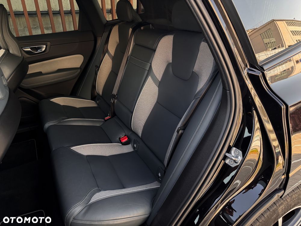 Volvo XC 60 D4 R-Design - 15