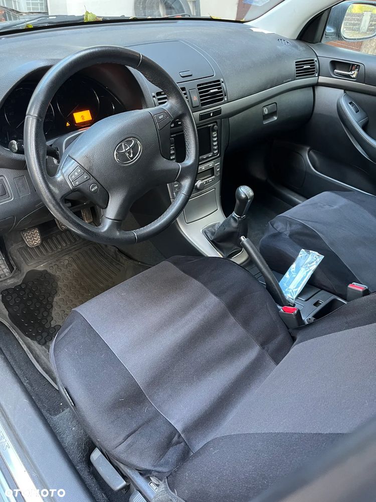Toyota Avensis 1.8 VVT-i Luna - 7