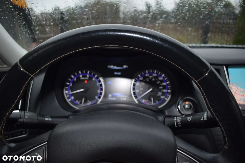 Infiniti Q50 - 15