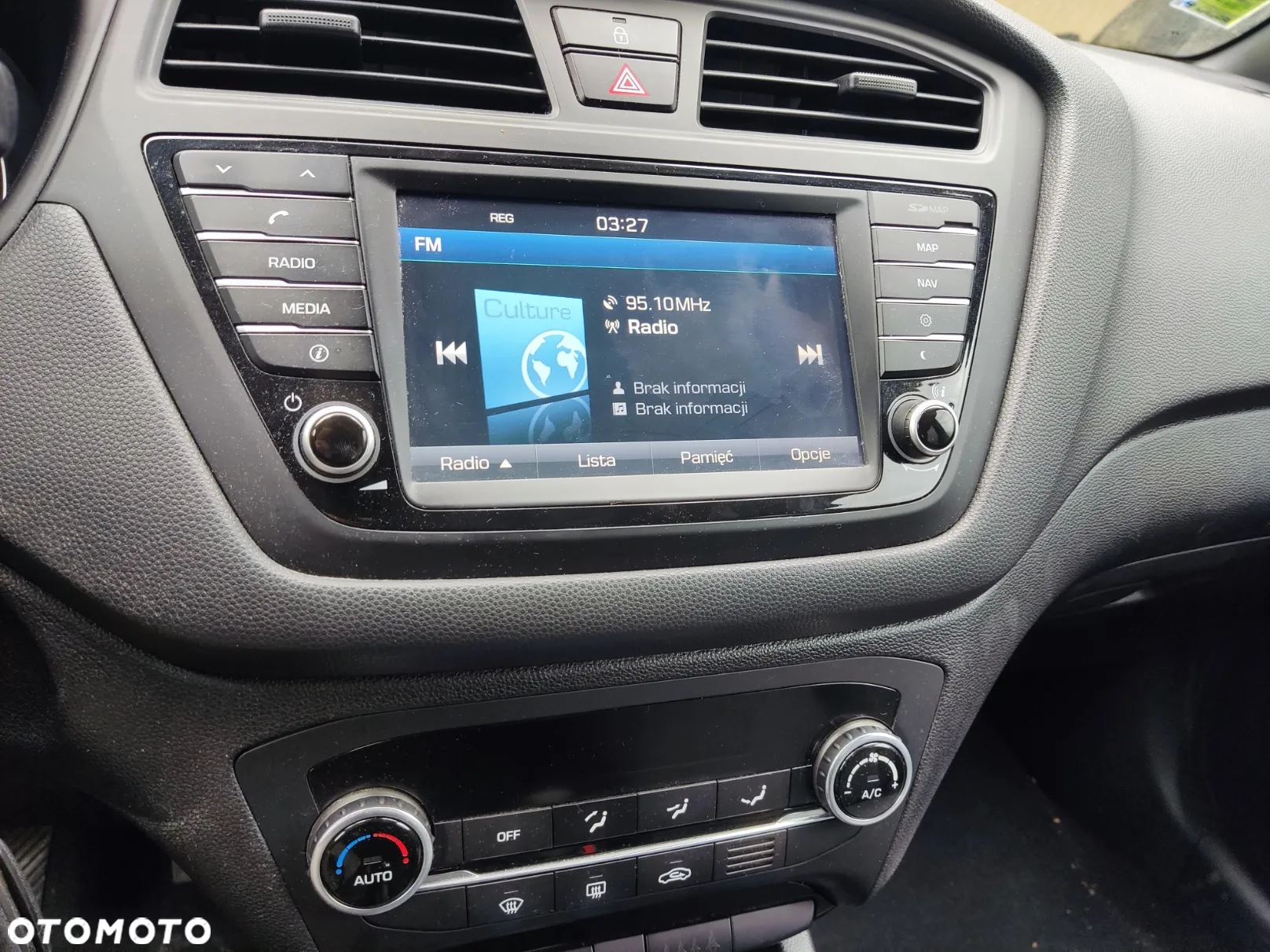 Hyundai i20 - 23