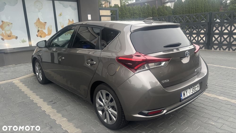 Toyota Auris - 4