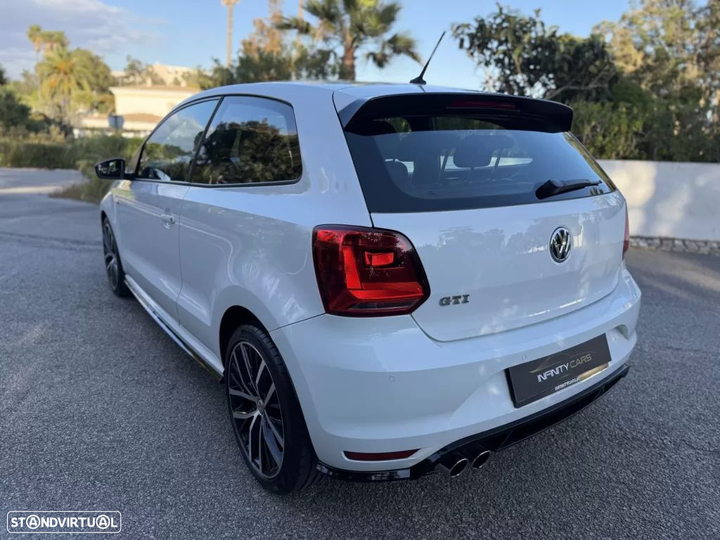 VW Polo 1.8 TSi GTi DSG - 11