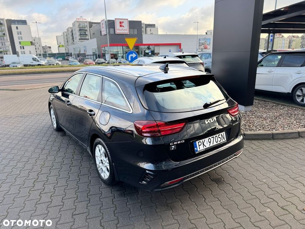 Kia Ceed 1.5 T-GDI M - 3