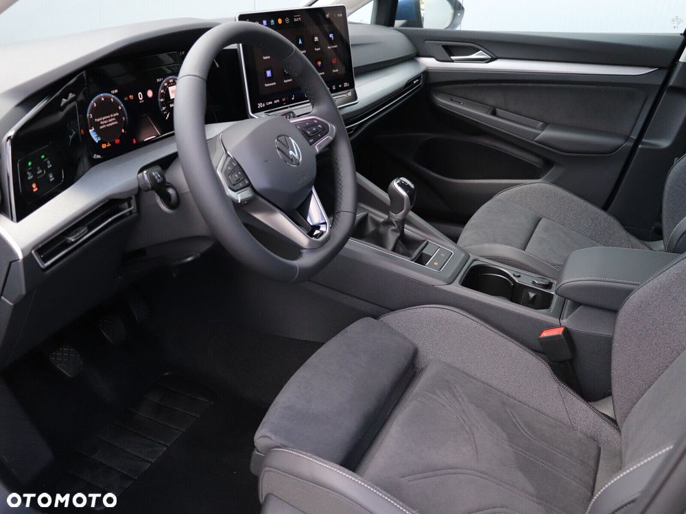 Volkswagen Golf Variant - 10