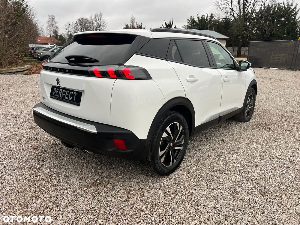 Peugeot 2008 1.5 BlueHDi Allure S&S EAT8 - 13