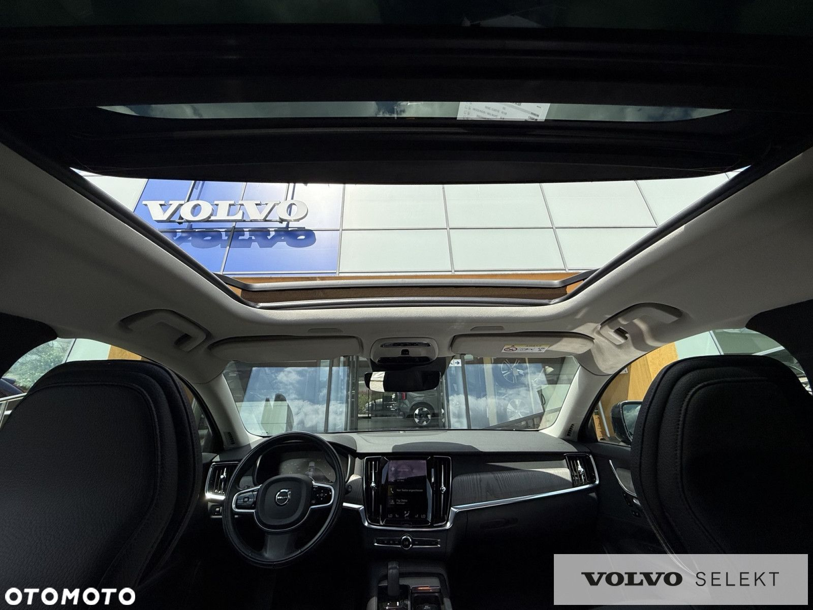Volvo V90 Cross Country - 19