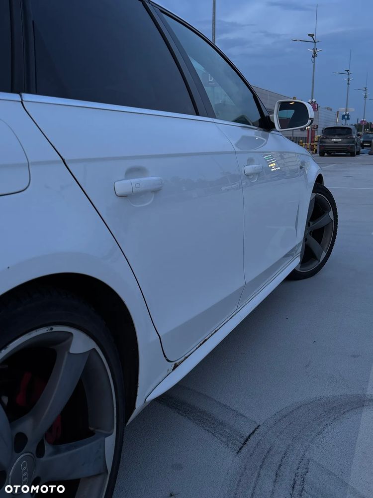 Audi A4 Limousine - 19