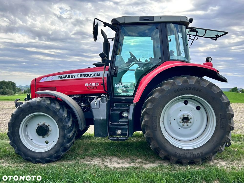 Massey Ferguson - 12