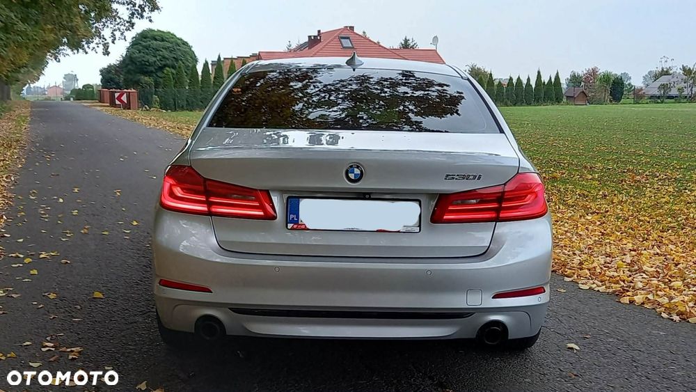 BMW Seria 5 530i Luxury Line - 7