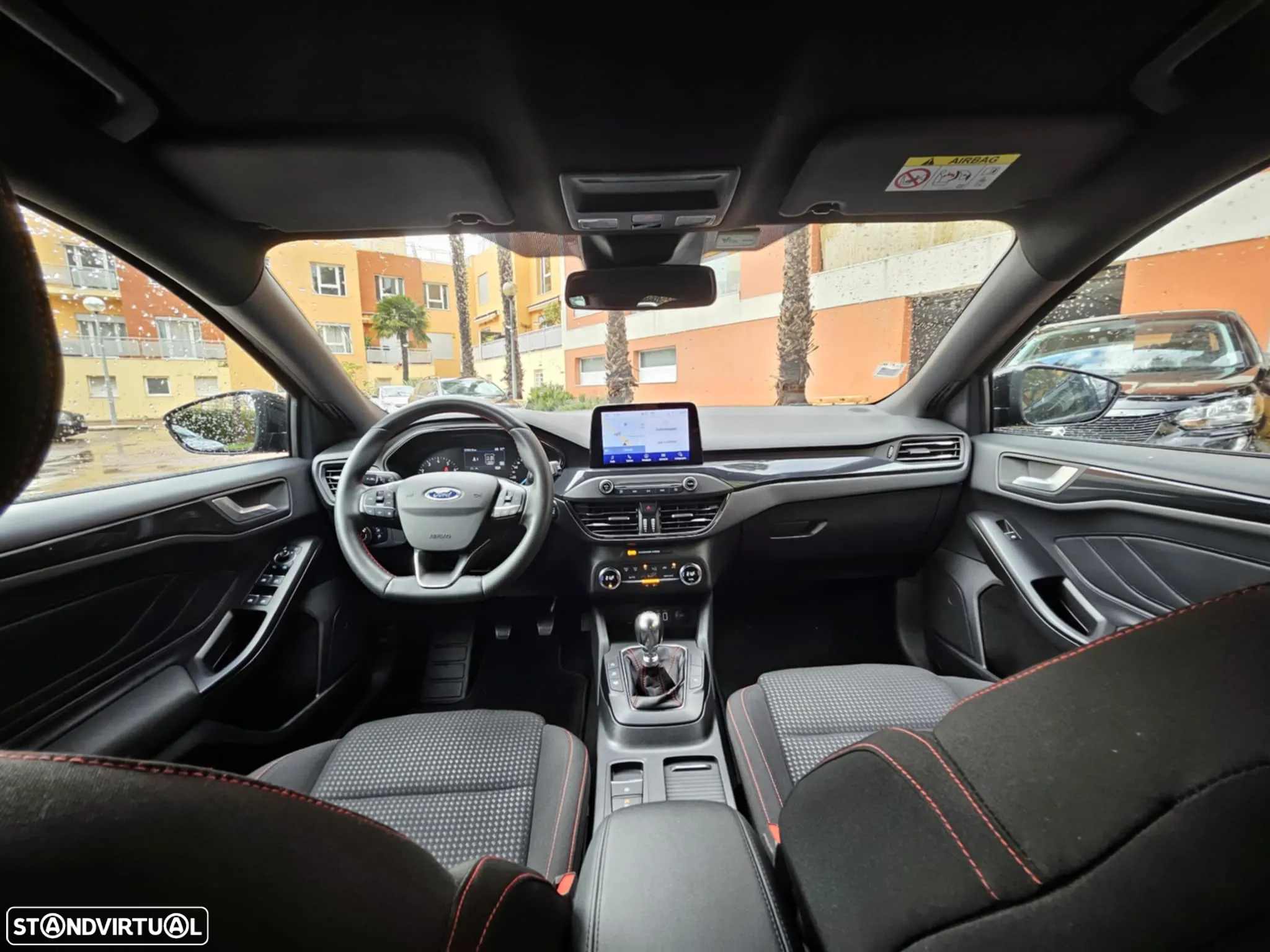 Ford Focus SW 1.0 EcoBoost MHEV ST-Line X - 2