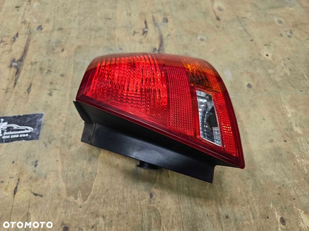 Lampa Lampy Tyl Tylna Prawa Lewa na w Blotnik AUDI A4 B7 Kombi Avant - 33