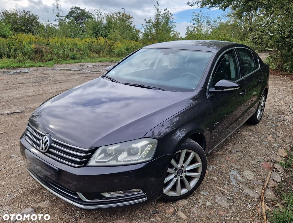 Volkswagen Passat 1.8 TSI Comfortline DSG - 2