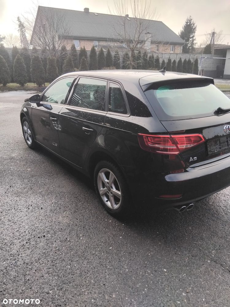 Audi A3 Sportback - 2