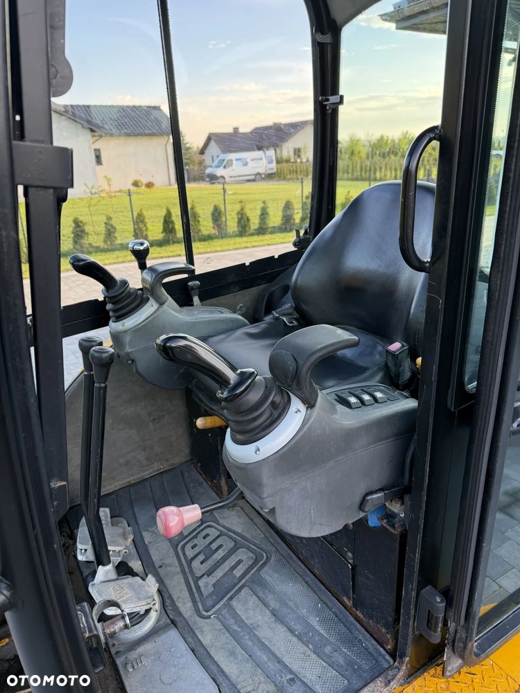 JCB 8025 - 8