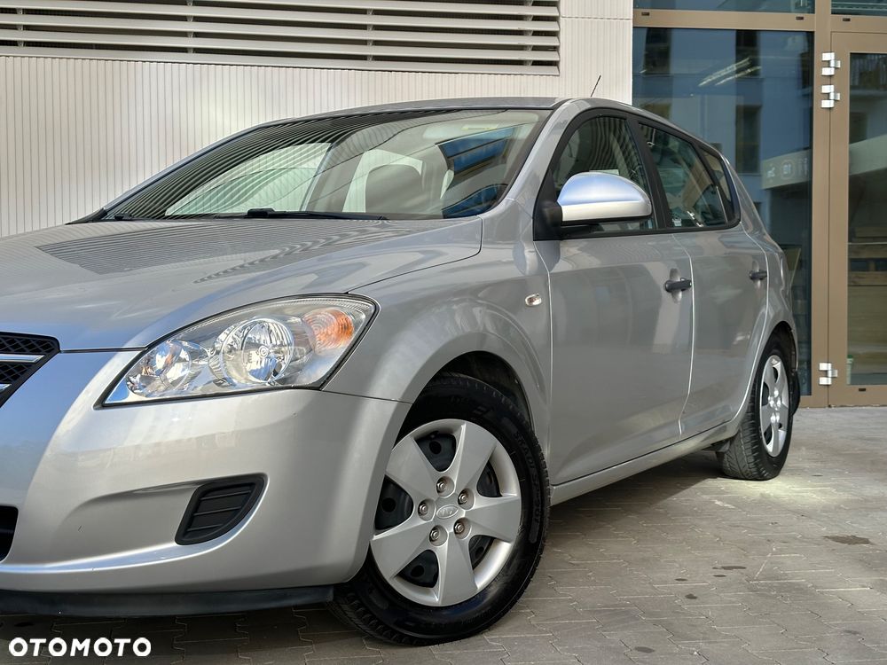 Kia Ceed 1.4 Comfort - 9