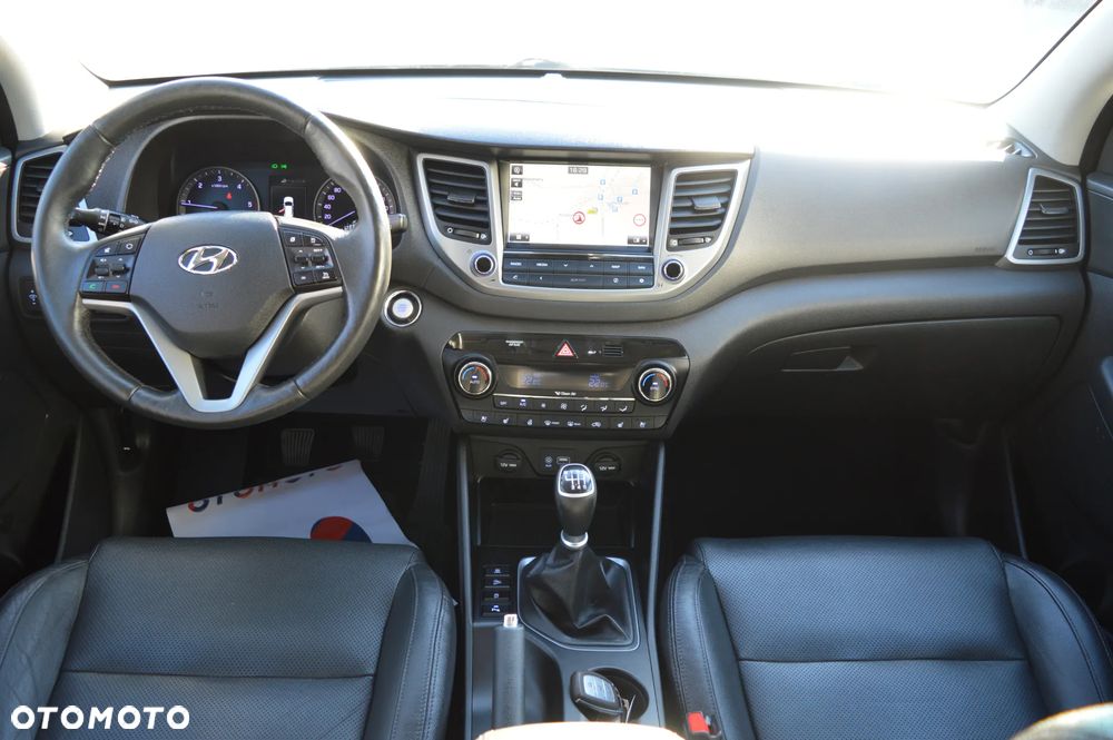 Hyundai Tucson 1.7 CRDI BlueDrive GO 2WD - 18