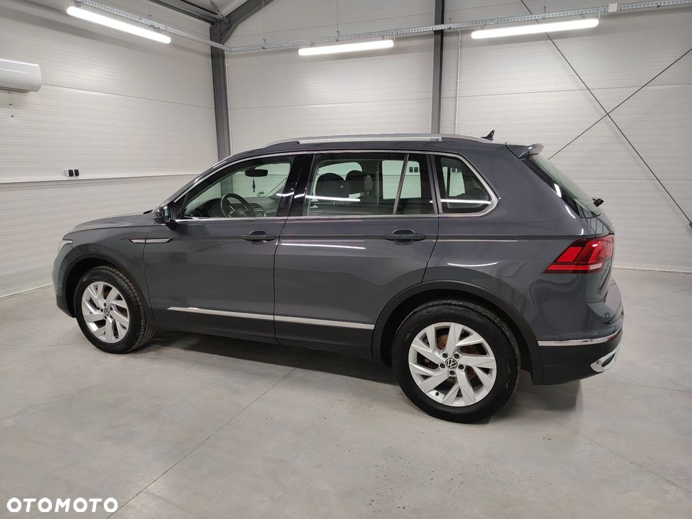 Volkswagen Tiguan 2.0 TDI SCR 4MotION DSG Elegance - 9