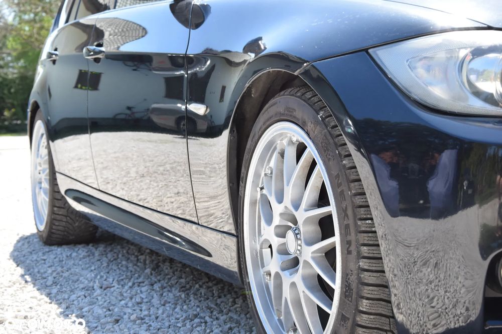 BMW Seria 3 318i - 10