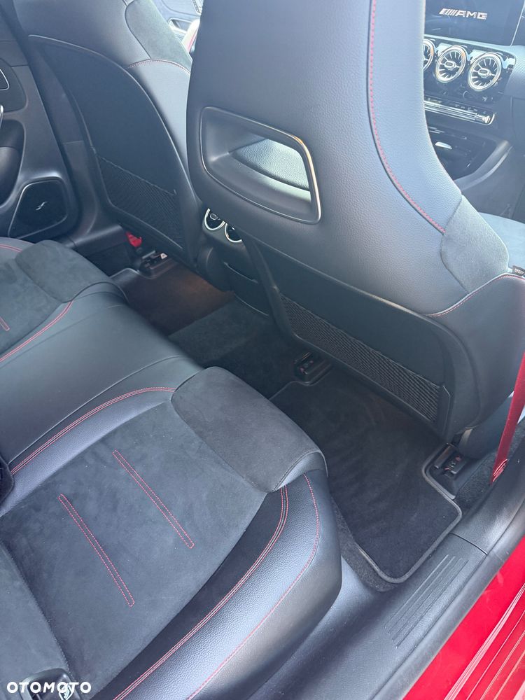 Mercedes-Benz CLA AMG 35 4-Matic 7G-DCT - 11