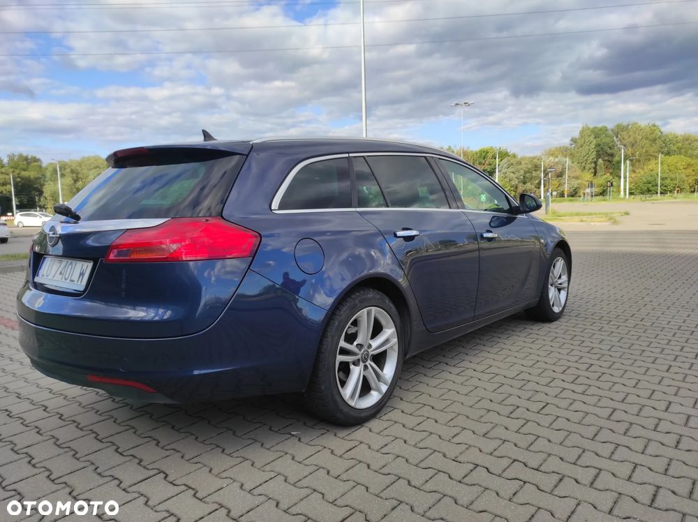 Opel Insignia 2.0 CDTI - 11