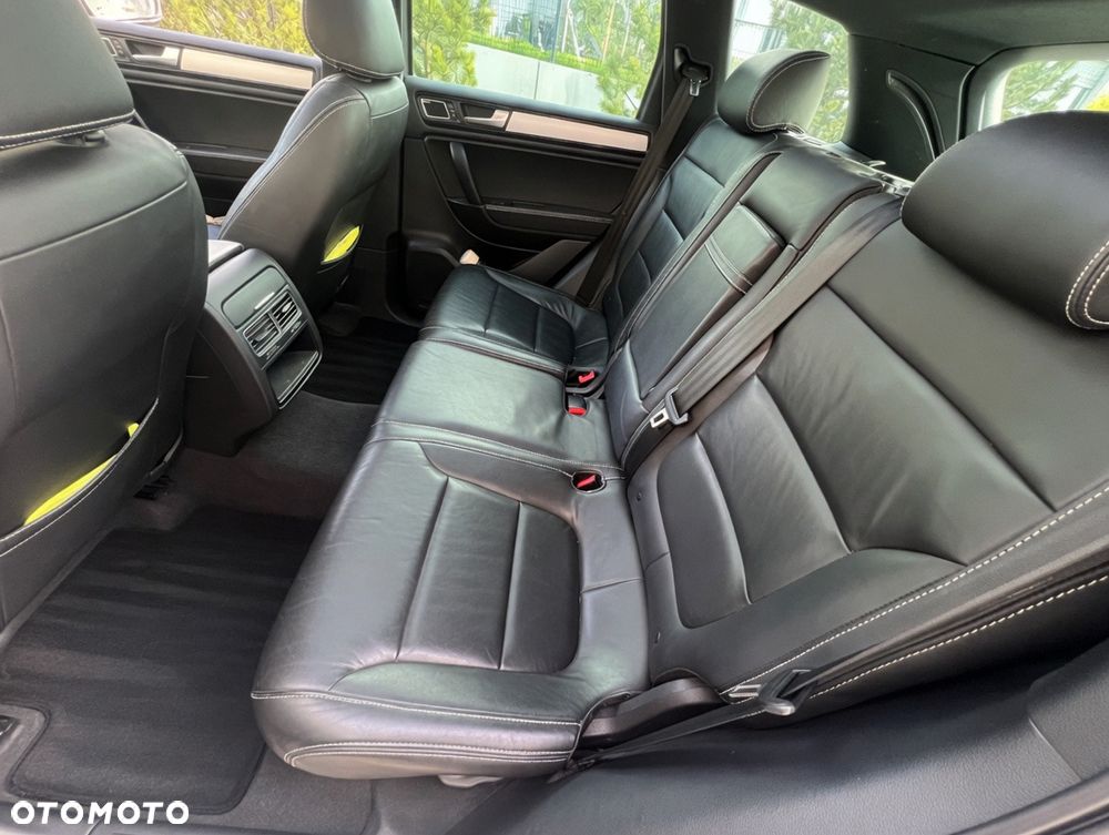 Volkswagen Touareg 3.0 V6 TDI 4XMot BMT - 11