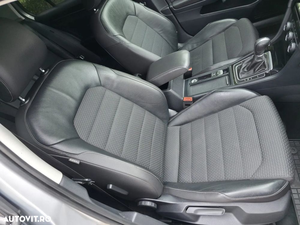 Volkswagen Golf 2.0 BlueTDI DSG Highline - 18