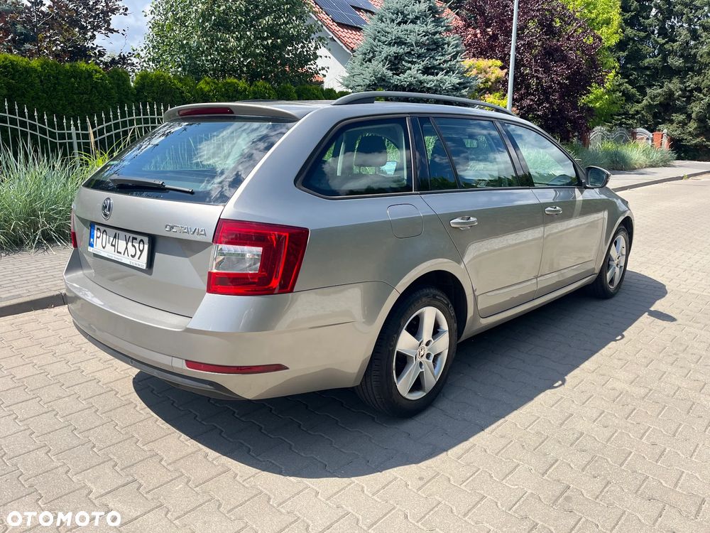 Skoda Octavia 1.4 TSI Ambition - 5